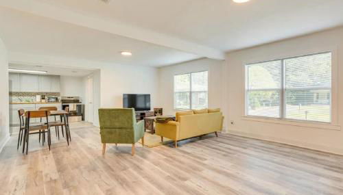 Mid-Town Cave for 6 Guests 3 Bedroom 1 Bath - Foto 4