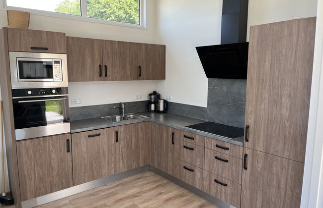 Pavilion 6 - Photo 10