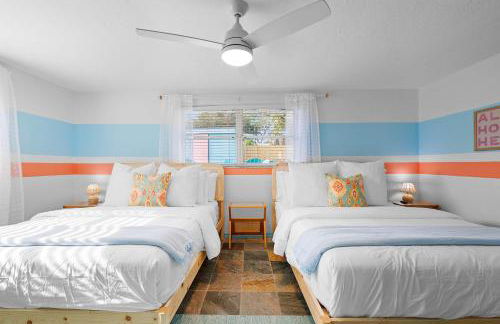 Private Pool 6 MI to Clearwater Beach Fire Pit Game Room - Photo 33