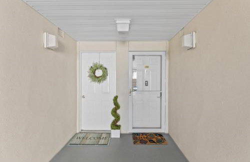 Bayfront Boardwalk Condo w Sunrise Views - Foto 23