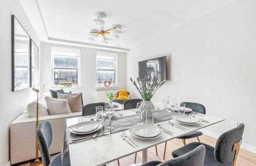 3BR Penthouse Suite with Massive Private Rooftop - Foto 30