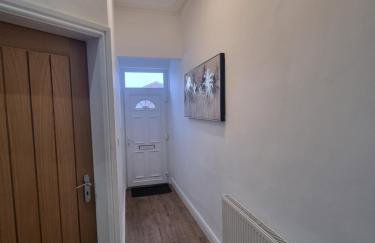 Cheerful 4 bedroom close to Uclan, Preston City Center - Photo 12