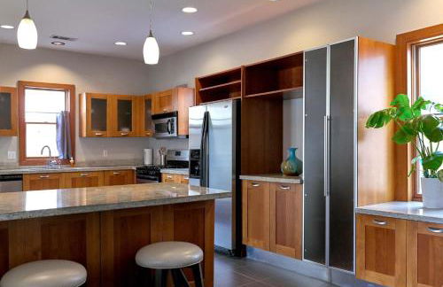 Beautiful Historic Downtown Pensacola Charmer - Hot Tub - Foto 19