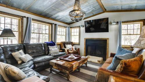 Lakefront Nevis Cabin Escape with Hot Tub! - Foto 2