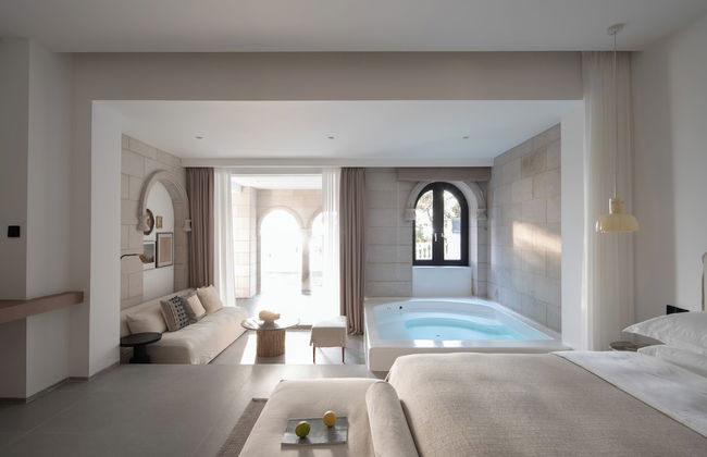 Miyue Roman Holiday Bubble Pool hotel - Photo 19