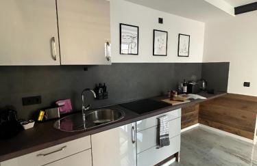 Charmante Ferienwohnung mit großer Dachterrasse & Wintergarten - Foto 2