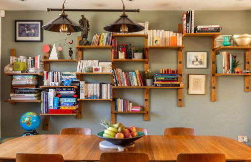 Stylish Family Home with Garden - Foto 10