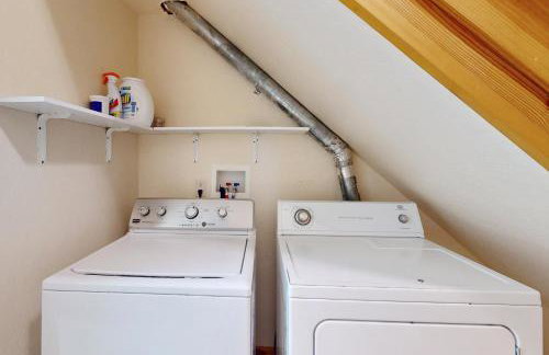 Hot Tub and River Views Doolittle Mountain Cabin - Foto 21