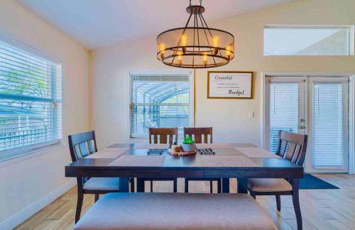 Spacious Home - Heated LED Pool & Ping Pong - Foto 12