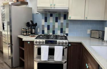 2 bedroom bungalow with hot tub - Photo 77