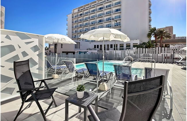 Carihuela Suites - Photo 31