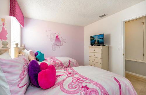 Family Friendly Vacation Home with South Facing Pool - Hot Tub - Game Room - Near Disney - Foto 74