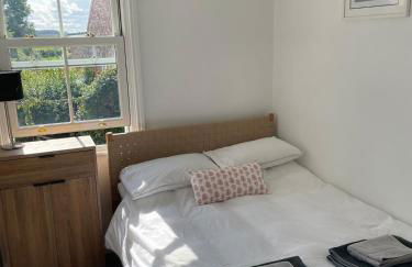 A lovely 2 bedded terrace house - Foto 19