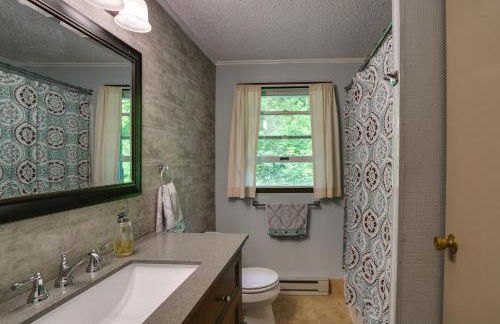 Great Valley Home with On-Site Pond, 7 Mi to Skiing! - Foto 6