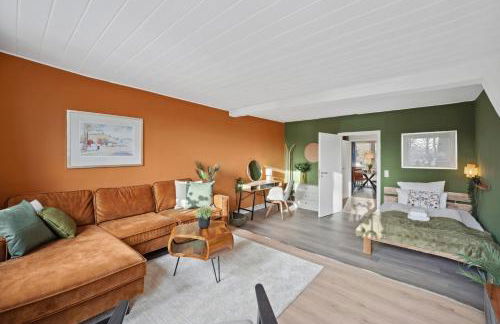 MAISUITES Sperling - Zentrale Ferienwohnung mit Boxspringbett, Kaffeevollautomat, WLAN & seitlichem Seeblick - Foto 9