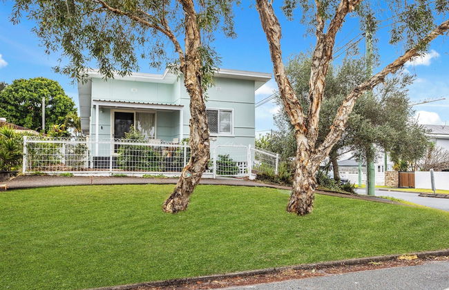 Palm Beach Cottage Walk to Beach - Photo 13