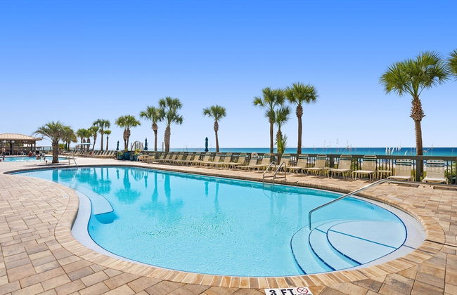 Beautiful Condo with Spacious Balcony to Enjoy Fascinating Ocean View - Unit 1002 by RedAwning - Foto 25