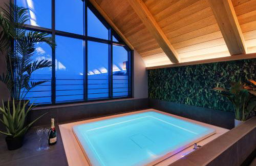 Marina West - Amble, Northumberland - Photo 2