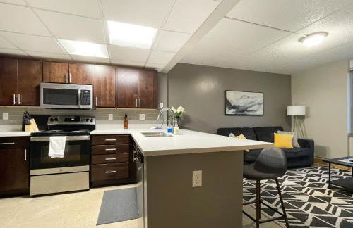 2 BR Short Uber to Dtwn NightlifeRestaurants - Foto 10