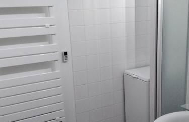 Appartement fonctionnel, vue imprenable mer - Photo 11