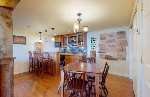 A Sunrise at Seaview - Photo 21