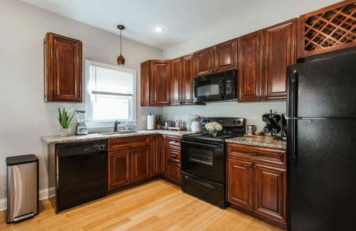 Meet Me in Athens I Beautiful 4-Bdrm House I 1 Mile to DT and Mins to UGA - Foto 40