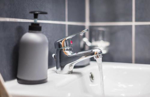 Amazing Apartment Pallini - Near Airport & Metro - Foto 22