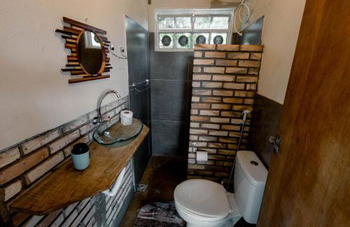 Chalé aconchegante, pertinho da cidade e conectada a natureza - Foto 24