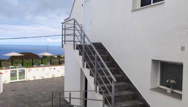 CASA PIRÁMIDE 2. Terraza WiFi y Parking Privado - Foto 2