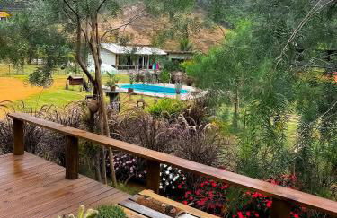 Chalé de Madeira em Vargem Alta - Photo 27