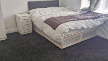 3 Bed Semi, Bingley, BD16, Free Parking, Wi-Fi - Foto 4