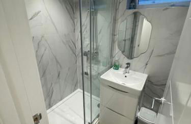 Stylish & Cosy 1 Bed Apartment - Foto 6