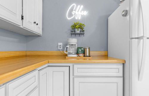 The Cottage on Abbey- Relaxing Summer Getaway in Harrison - Foto 11