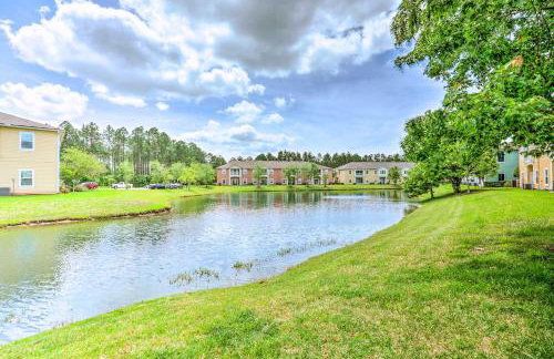 Cheery Condo with Community Pool and Waterslide! - Foto 39