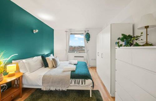 Modern 2 Bed Apartment in Greenwich, 24h Free Parking, Great for Business & Contractors, Sleeps 6 - Photo 7