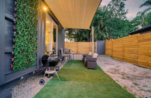 Luxury Tiny Container Home 2mi to Beach Private - Foto 6