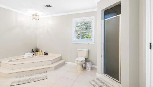 Lovely 5Bed, 3-FullBath ! 5min to free way I-85 - Foto 2