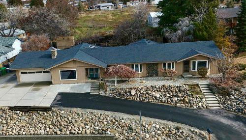 East Wenatchee Oasis 4BR, Pool, Hot Tub, Loop Trail - Foto 5