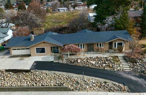 East Wenatchee Oasis 4BR, Pool, Hot Tub, Loop Trail - Foto 5