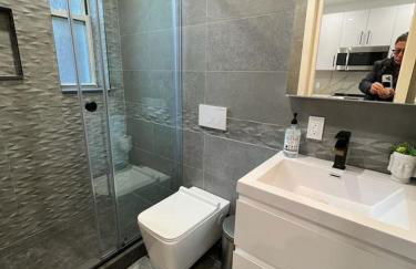 Stunning Family Style Duplex - Foto 23