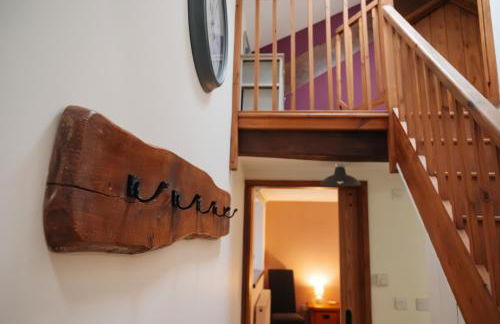 Vale Farm Cottages - Photo 23