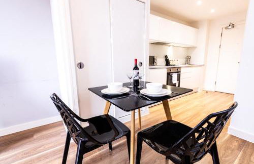 Stunning Centrally Located Studio Apt - Foto 25