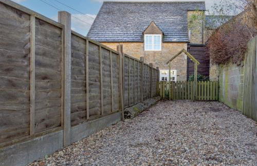 Jasmine Cottage - 2 Bedroom in Heart of Bourton! - Photo 128