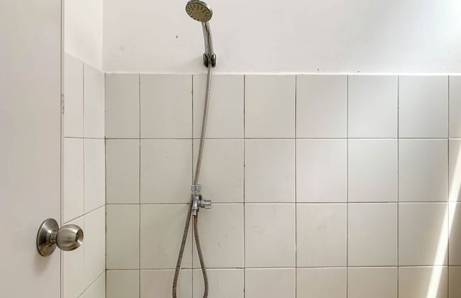 Cozy 2Br At Delta Cakung Apartment - Photo 18