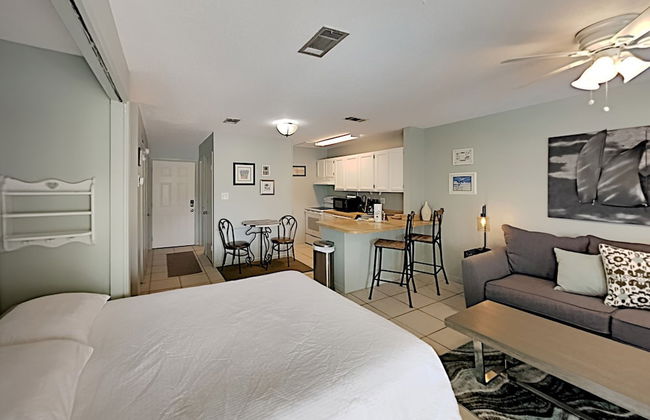 Sandpiper Cove by Southern Vacation Rentals - Photo 2