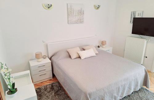 Villa Almas with swimming pool, tennis court, sauna, gym, grill house - Foto 22