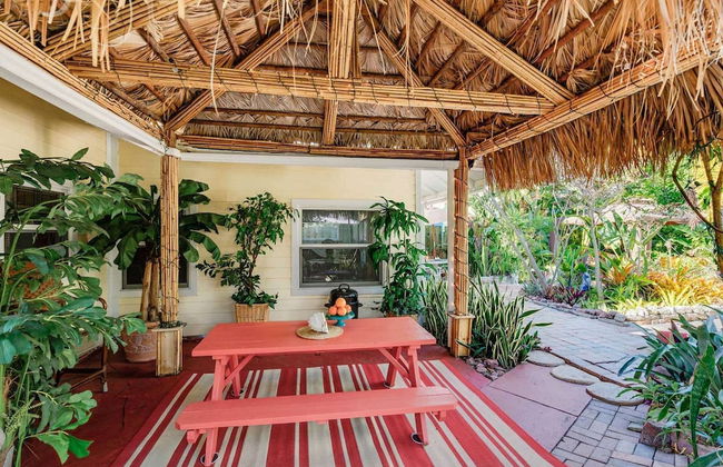 The Secret Garden Home Close to Beach, Shops, Restaurants, Pet Friendly, Close to Lucerne Ave! - Foto 49