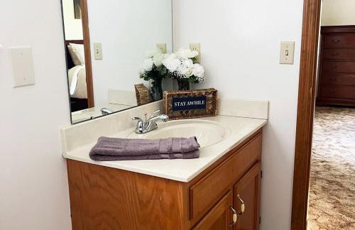 Horse Hideaway Fenced in back yard Dogs Welcome - Foto 9