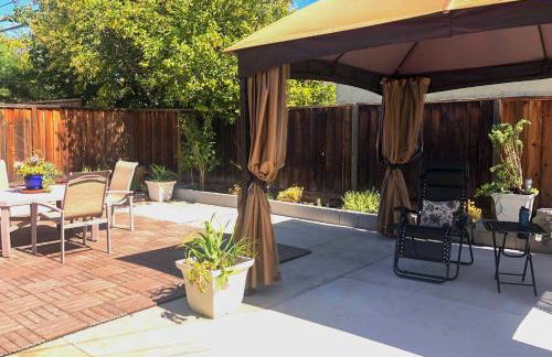 Family Home in Walkable Area Near Silicon Valley! - Foto 32