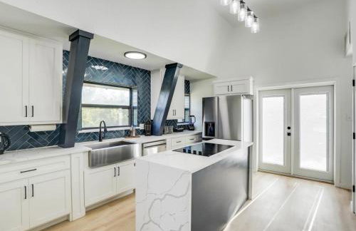 Modern Home - 1 Acre Lot w Pool Patios Jacuzzi - Foto 17